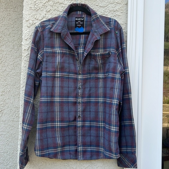Kavu Other - KAVU Men's Button up Casual Flannel Shirt Size L